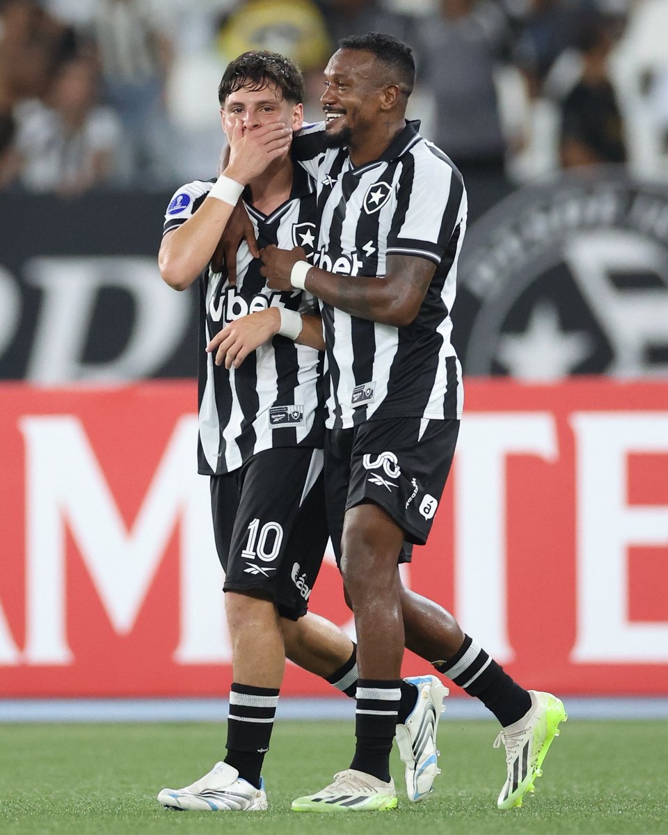 SÁBADO é no Niltão de novo! 🗣️🙂‍↕️🔥

Acesse botafogo.com.br/ingresso e garanta o seu lugar em Botafogo x Remo a partir de R$ 20! 

📸 Vítor Silva/ BFR