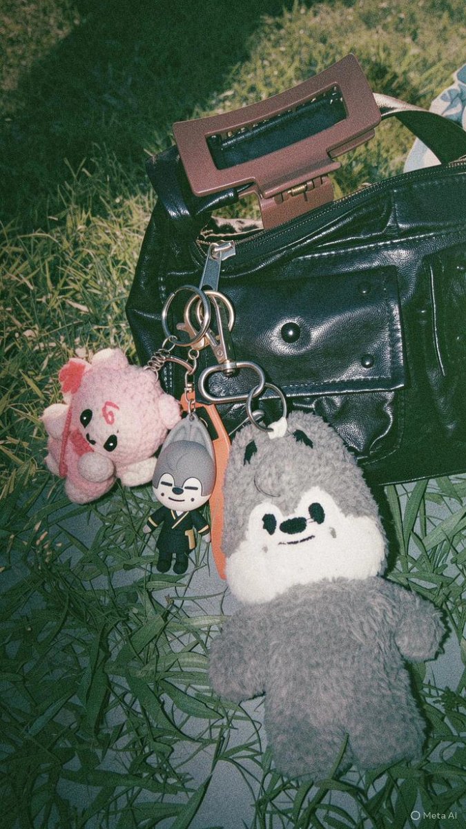 All you need is love, dreams y skz<333