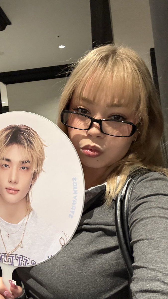 jinnieees tweet media