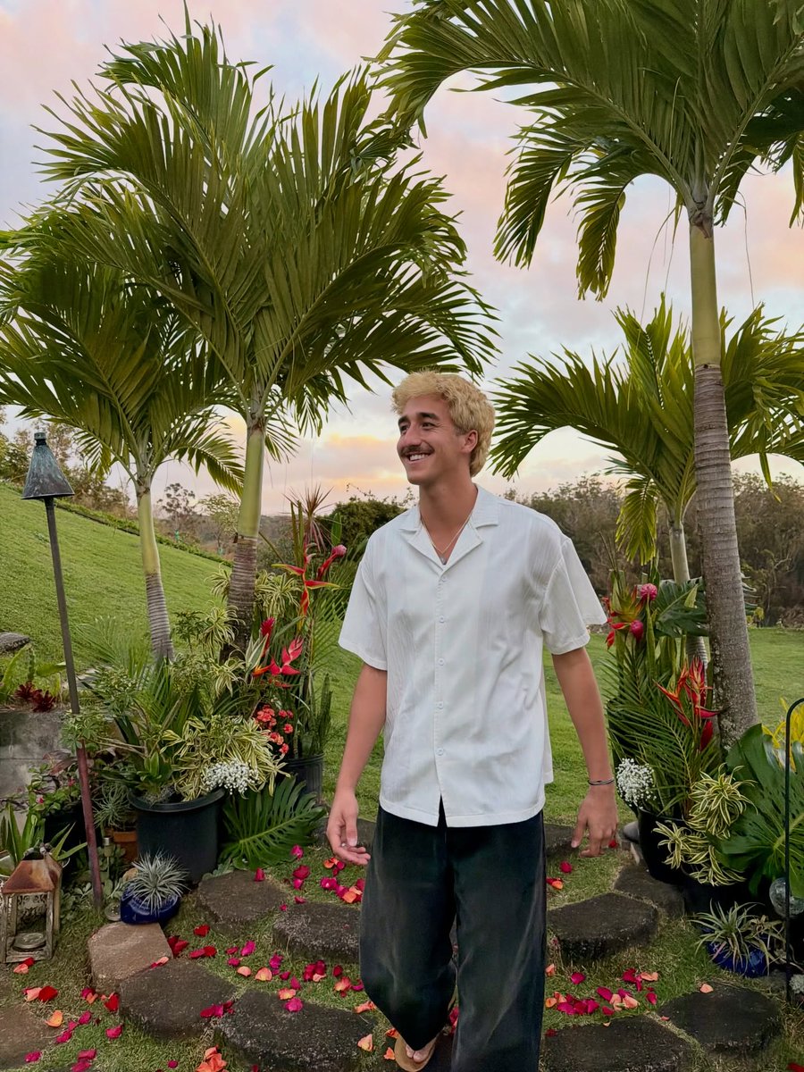 rylee_tayly91d's tweet image. just an average saturday on the island #camping #hawaii #roadtrip #travel #islandlife