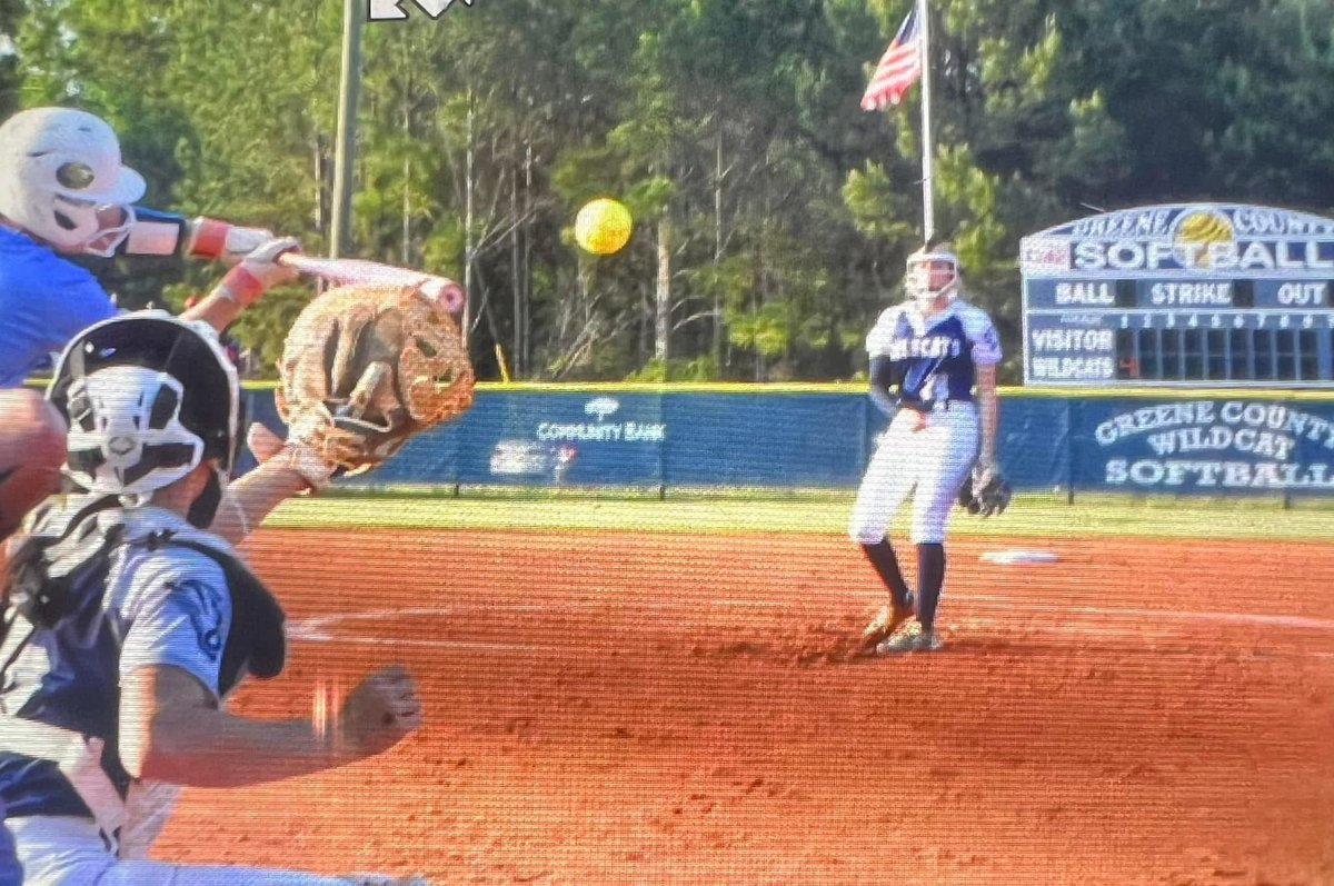 Addie Tungett/2027/RHP/1B/2B tweet media