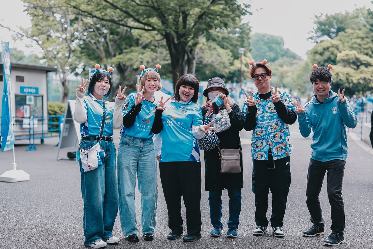 yokohama_fc's tweet image. #横浜FC八戸 14:00K.O.

本日の #横浜FC サポーターの皆さまです🙌
今節も熱いご声援お願いいたします🔥

#yokohamafc
