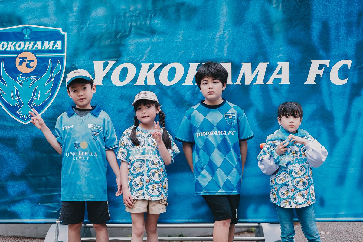 yokohama_fc's tweet image. #横浜FC八戸 14:00K.O.

本日の #横浜FC サポーターの皆さまです🙌
今節も熱いご声援お願いいたします🔥

#yokohamafc