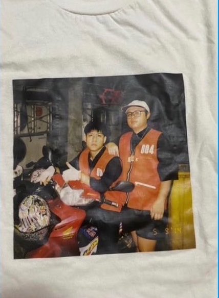 Lnn_kk's tweet photo. ขออนุญาตปล่อยของสะสม whal &amp; dolph เงินทุกบาทจะเอาไปซื้อบัตรคอนคับ😭💙 ใครสนใจทักมาคุยกันได้น้า

- เสื้อวินมือ 1 ไซส์ xl (ไม่เคยใส่ซื้อมาเก็บ)
- เสื้อ vip คอนวาฬ ไซส์ L (ถุงครบไม่แกะ)

#เสื้อวงไทย #วงไทย #whalanddolph #ตลาดนัดวงไทย #ส่งต่อเสื้อวงไทย #catexpo #cattshirt https://t.co/9AgwsPDFpZ