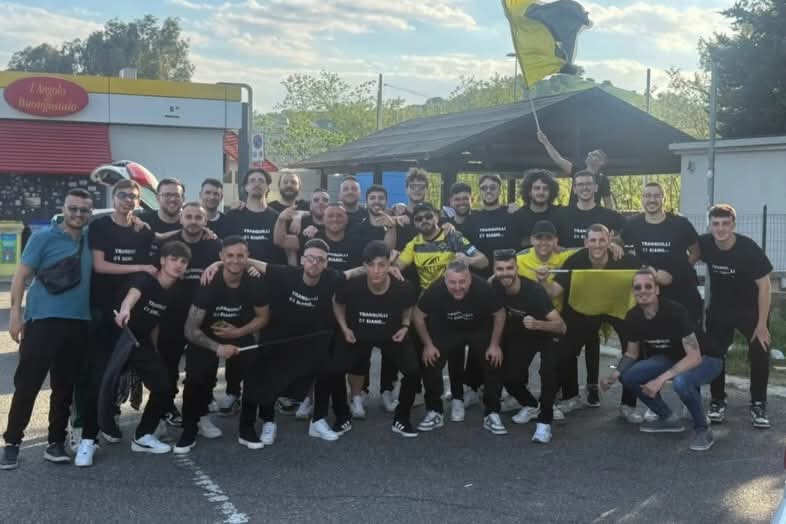 lampar29's tweet photo. Campeones, ascenso C1.. supercoppa ahi vamos ✅.. gracias al futbol por dejarme vivir estos momentos ⚽🏆 https://t.co/G0wRDeVVd2