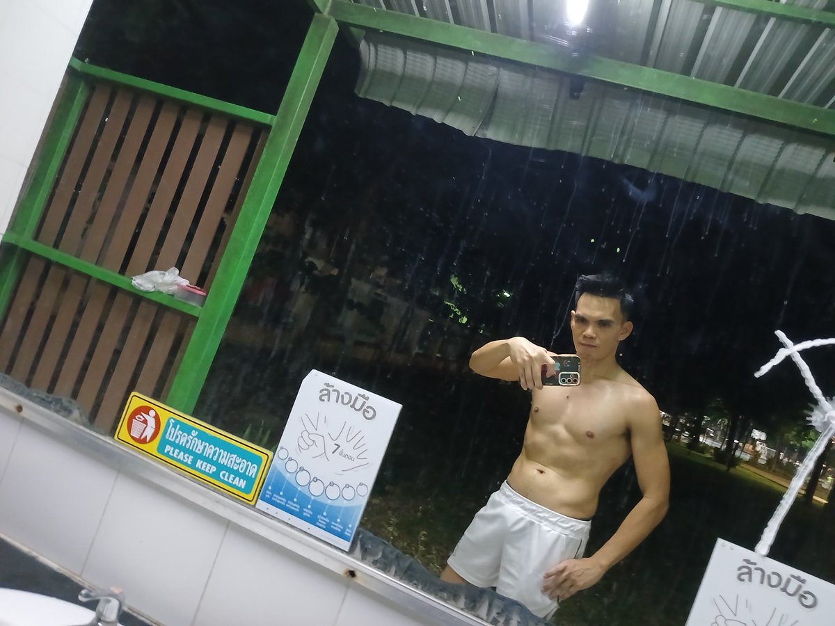 ณ จะเป็นเด็กดี tweet media