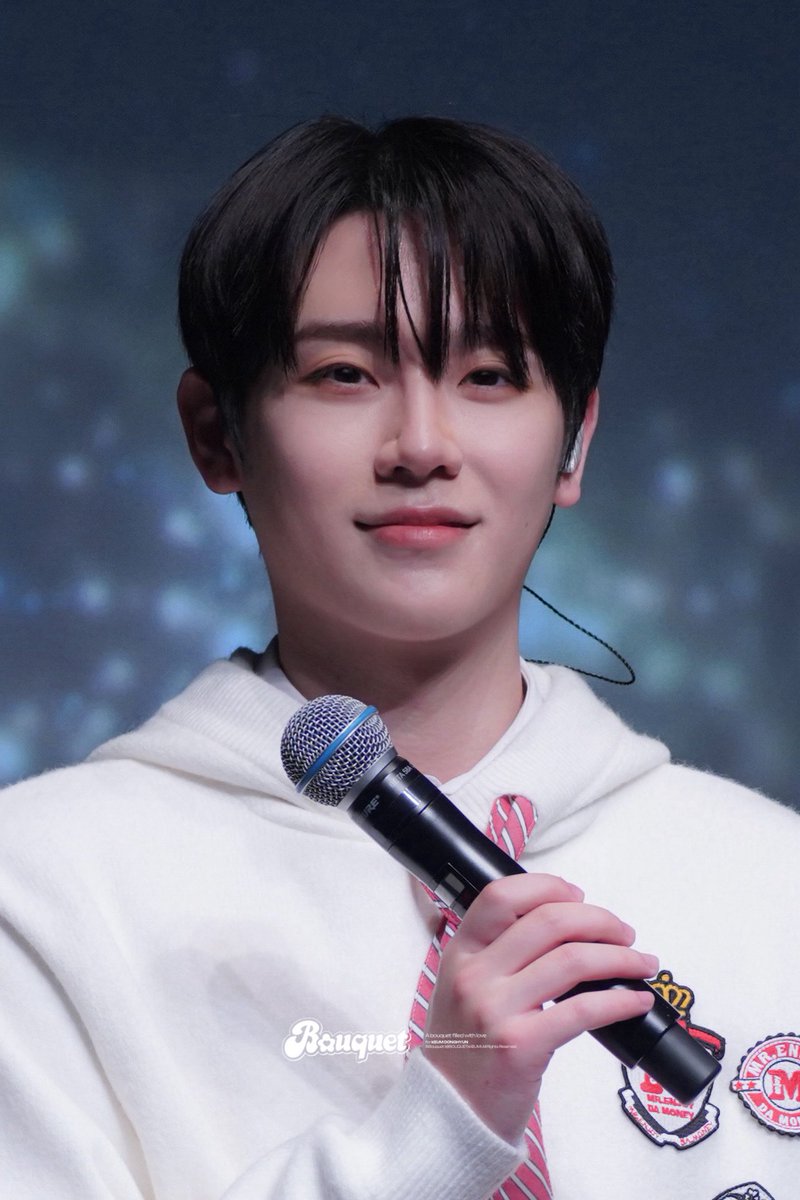 BOUQUETxKEUM's tweet photo. 260321 금동현 팬미팅 ‘𝒪𝓊𝓇 𝒢ℴ𝓁𝒹ℯ𝓃 𝒯𝒾𝓂ℯ’ in 일본 1부

#KEUMDONGHYUN_FANMEETING
#OURGOLDENTIME
#금동현 #KEUMDONGHYUN #クムドンヒョン #금동이 #琴洞弦 https://t.co/VuQjuU8l5Z