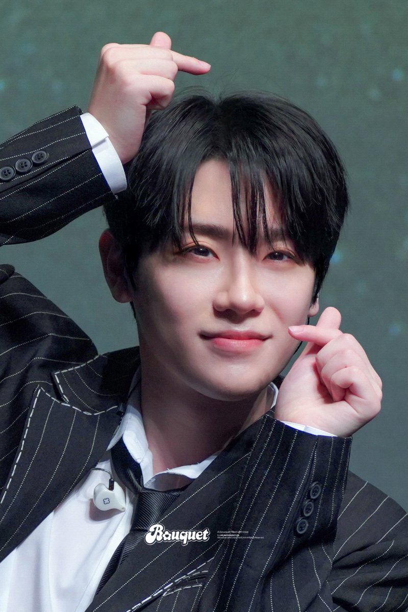 BOUQUETxKEUM's tweet photo. 260321 금동현 팬미팅 ‘𝒪𝓊𝓇 𝒢ℴ𝓁𝒹ℯ𝓃 𝒯𝒾𝓂ℯ’ in 일본 1부

#KEUMDONGHYUN_FANMEETING
#OURGOLDENTIME
#금동현 #KEUMDONGHYUN #クムドンヒョン #금동이 #琴洞弦 https://t.co/VuQjuU8l5Z