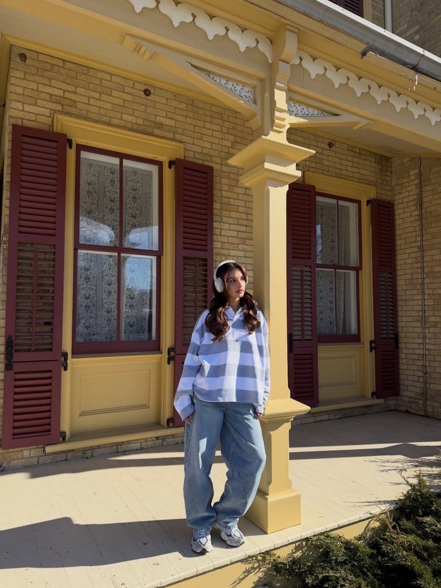 SaanviSingh50's tweet image. Glow season✨
#fypシ゚ #trending #nyc