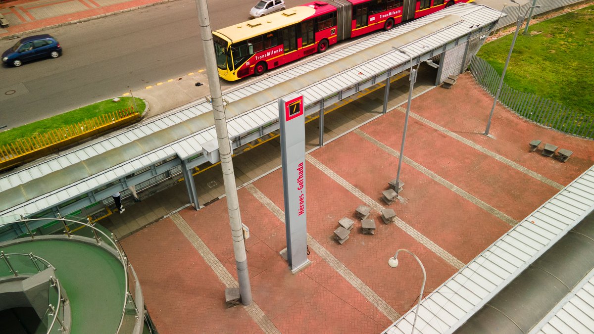TransMilenio tweet media