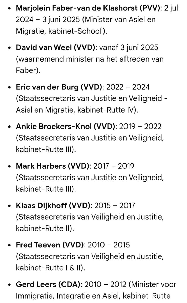Karinkaatj's tweet photo. @sypwynia Knap van die Linkse partijen 🤡. Hoe hebben die dat toch voor elkaar gekregen gezien het feit dat er al sinds 2010 @VVD kabinetten zijn met bijbehorende ministers van Asiel... https://t.co/hq9e1ZC7WM