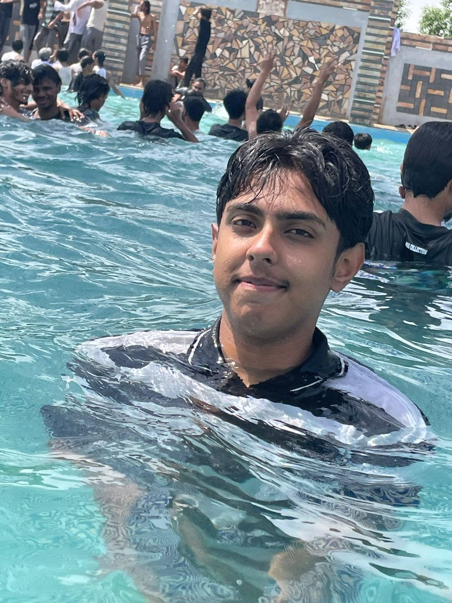 muhammadAarij tweet media