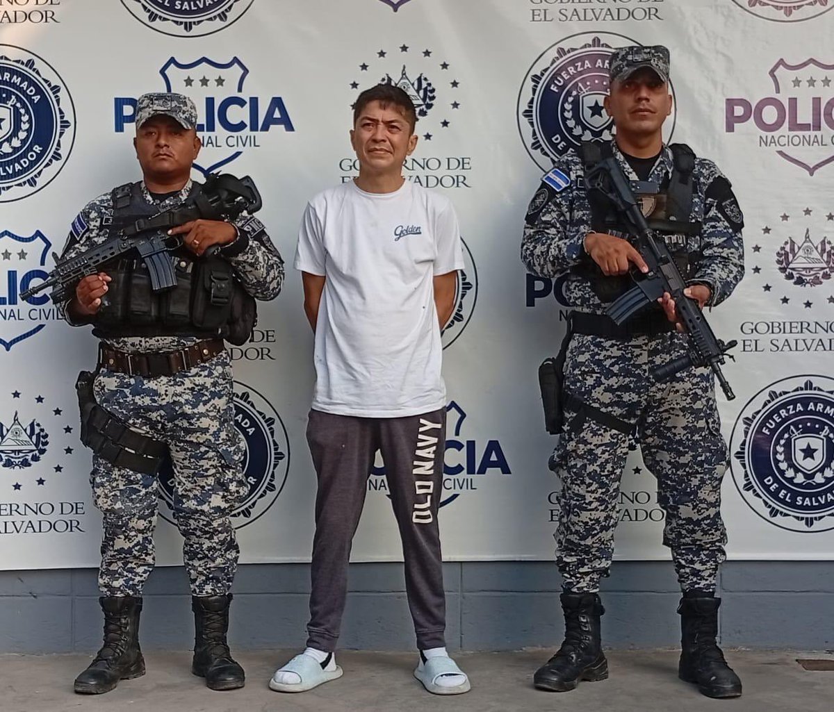 PNC El Salvador tweet media