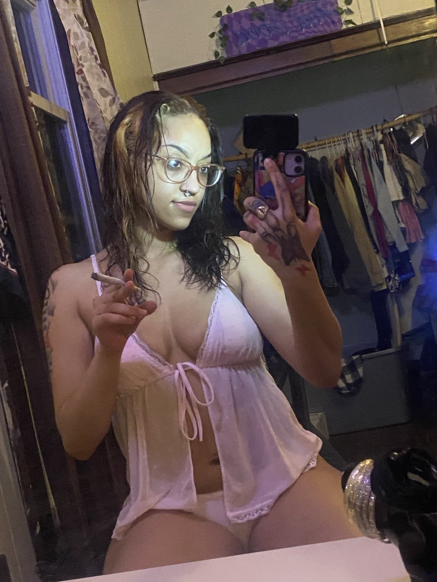 Yas_marieee's tweet image. Goodnight babe 😮‍💨🥲
#fypシ゚viral #me #contentcreator