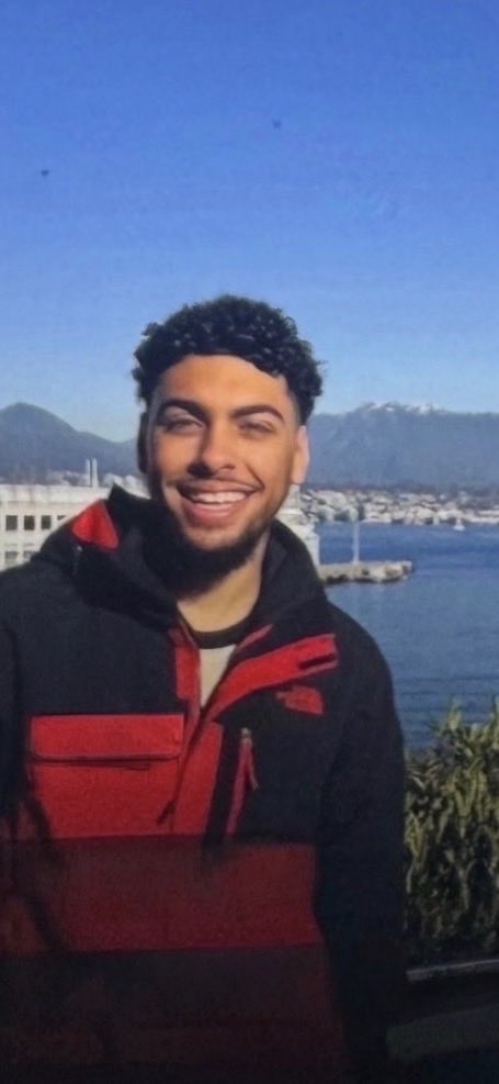 Identitystarrr's tweet image. Does anyone know who this is ???

#Vancouver #dmv #canada #virginia