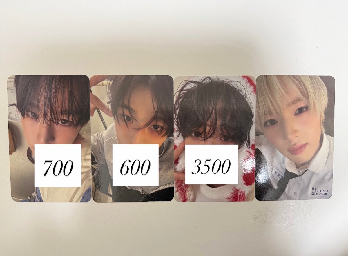 みむ tweet media