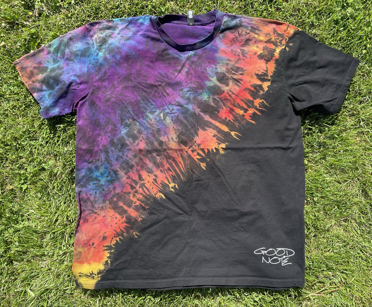 GoodNoteCo's tweet photo. Lovely Rainbow Diagonal Tee! Available now in sizes S-5x! 🤠

https://t.co/jeHIEGbzfh https://t.co/YMzkJLXGPH