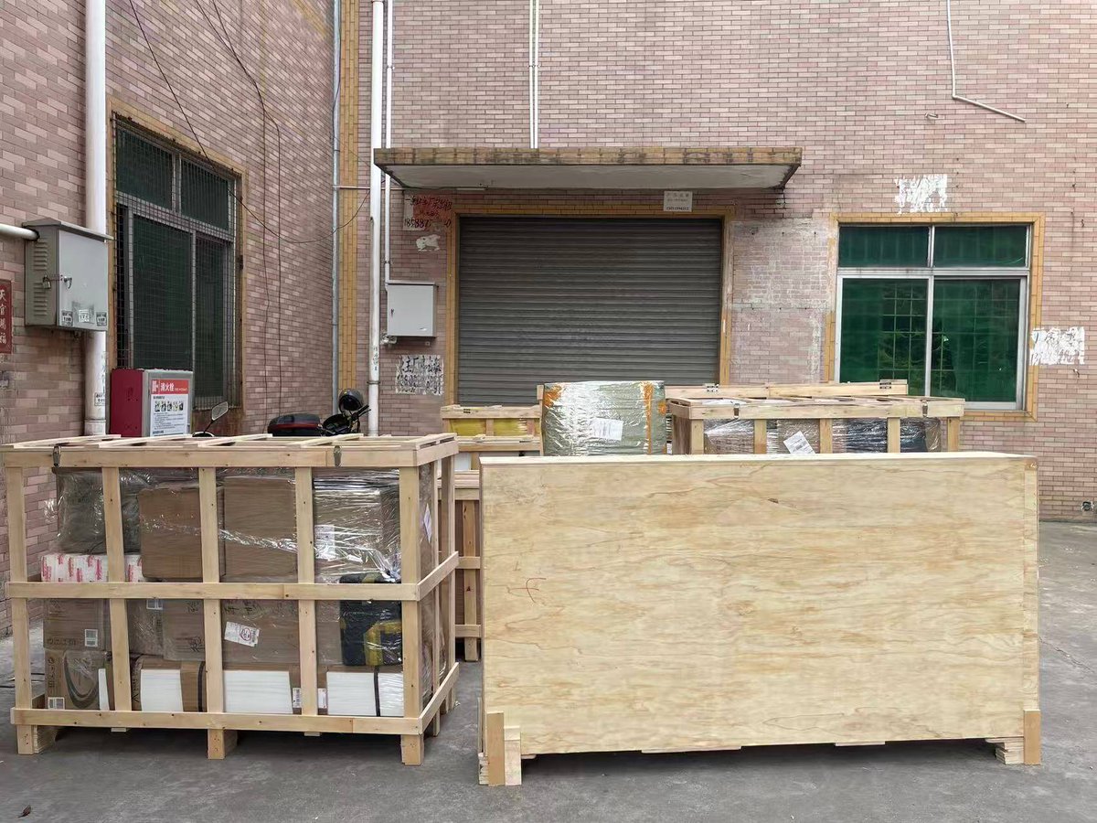 harshjbhatt's tweet image. Unboxed my new [product name]!  Sleek design, exactly what I needed. Swipe to see the unboxing magic  #Unboxing #NewArrival