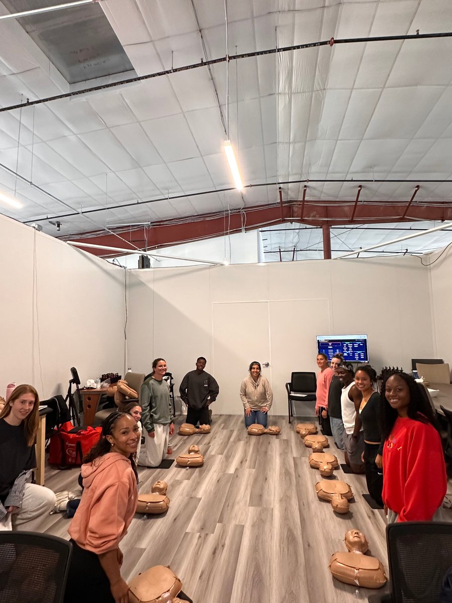 HeartOfGWR's tweet photo. Our team had a great time stopping by the @WashSpirit's practice for Hands-Only CPR and AED education! We're proud to work alongside the @NWSL to ensure all 16 teams are prepared to save a life.

Learn more about the lifesaving power of Hands-Only CPR: https://t.co/5K04fHB0Pw https://t.co/59SZtS42sd