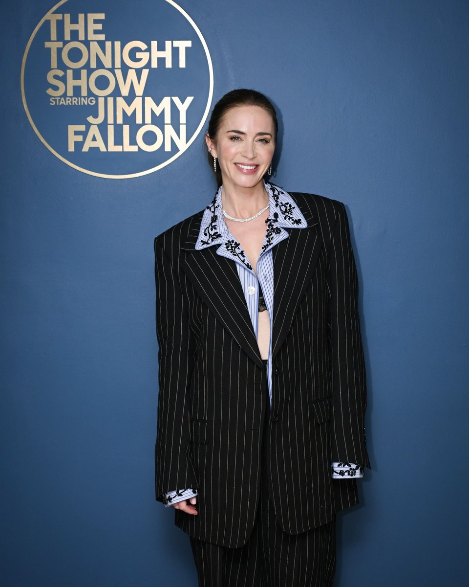 best of emily blunt tweet media