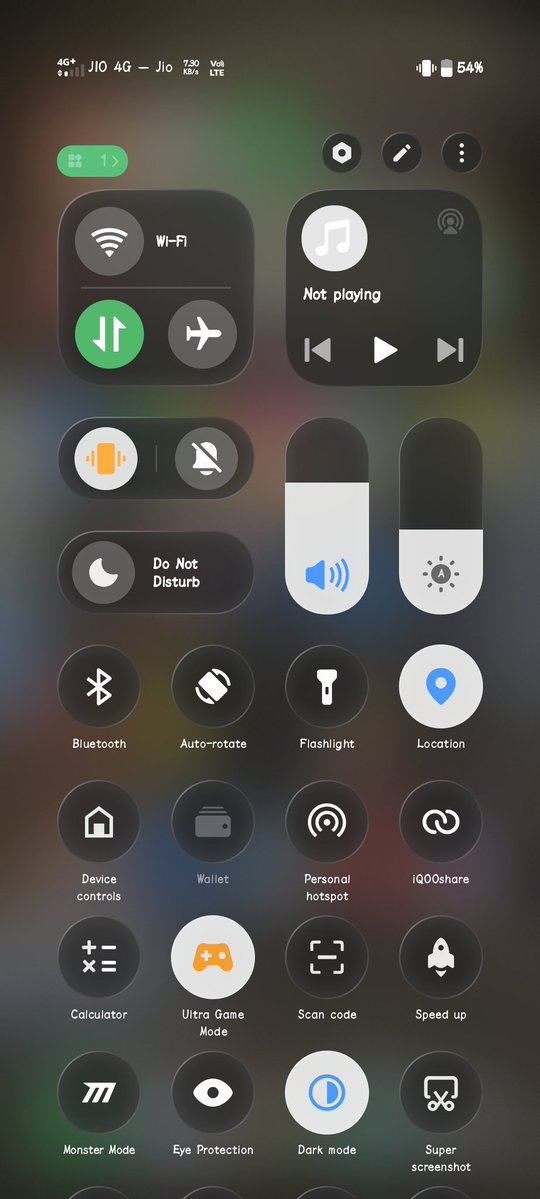 omshankar2006's tweet image. @reliancejio @TRAI  See the #proof there is no #electricity in my village, so look there is no #network either. Your staffs is #stealing  #diesel from #generator from jio #tower installed in my village and #selling it. You are not taking any #action #against your #corrupt staffs.