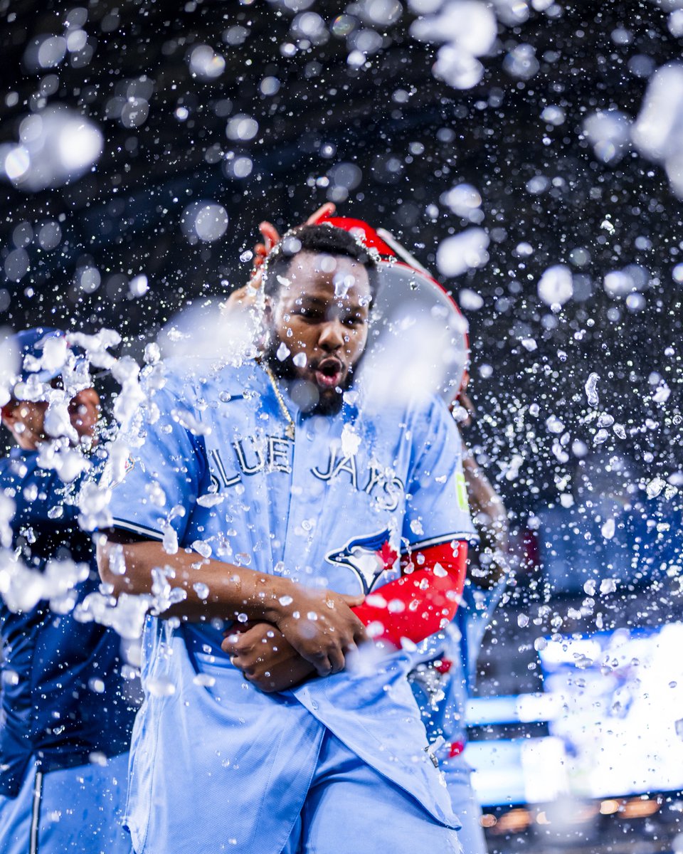 Toronto Blue Jays tweet media