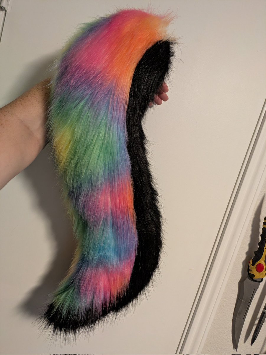 firefoxtales's tweet photo. I just put up all my extra tails from pride fest onto my website. They're $150 each, $15 for shipping!
https://t.co/wVB171F5wm https://t.co/ZJmZDlNDNZ