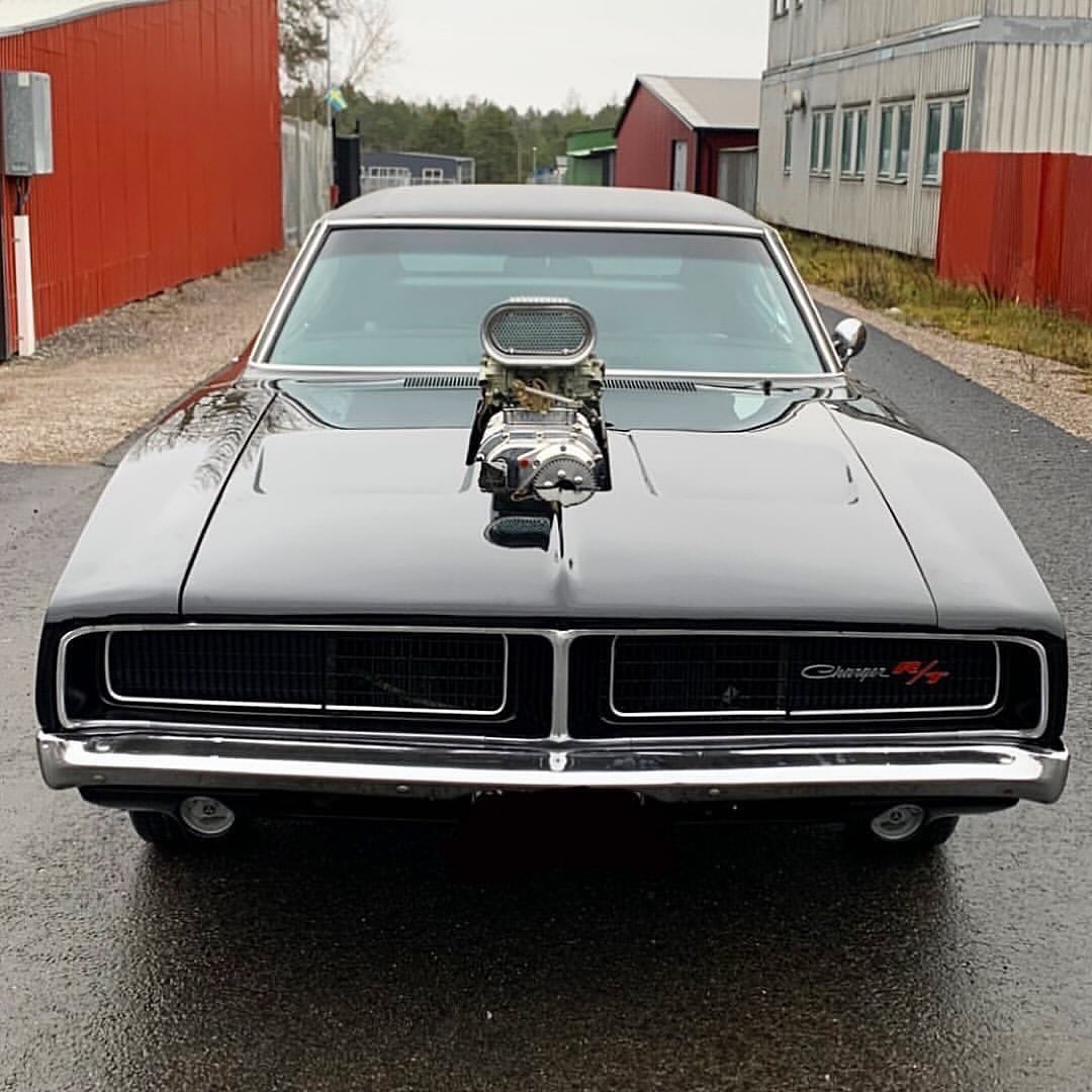 ChloeAnder8mm's tweet photo. Do you like this car? https://t.co/PWxl0X295i