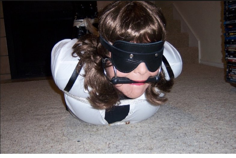 Dani T Leather tweet media