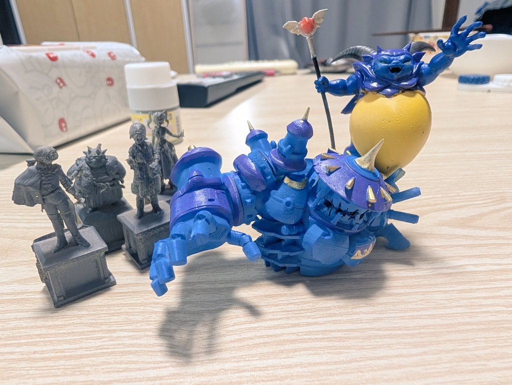 ドラゴンクエスト8
暗黒魔城都市メンバー
ラプソーン(プチ)
暗黒の魔人
石像  
3Dプリンター製フィギュアの
塗装完成しました！

#3dart #ドラゴンクエスト
#3Dプリント #DQ8 #フィギュア