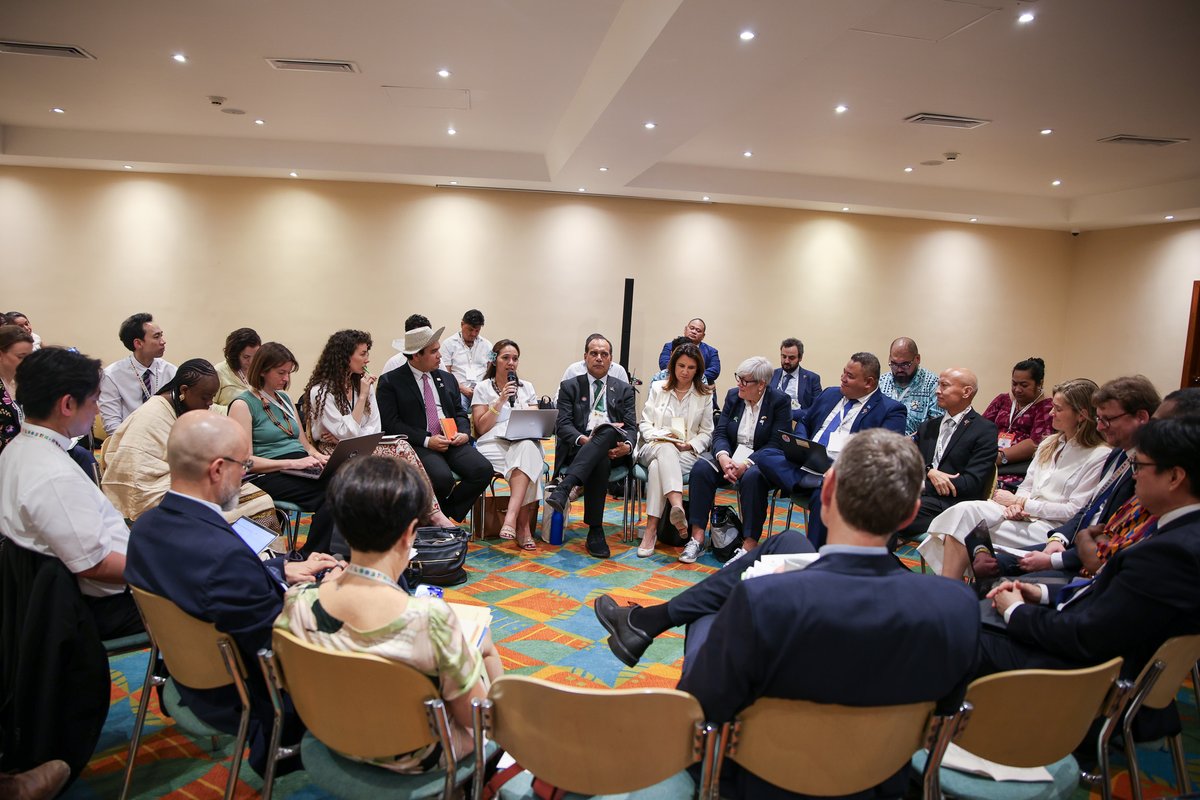 IISD_ENB's tweet image. At #TAFF1 on Tuesday, the energy, climate, and security agendas collided, raising the urgency to transition away from #fossilfuels

Concrete, justice-oriented solutions abound, as participants sought to ensure tangible outcomes

Read ➡️ enb.iisd.org/transition-awa…

#climatechange