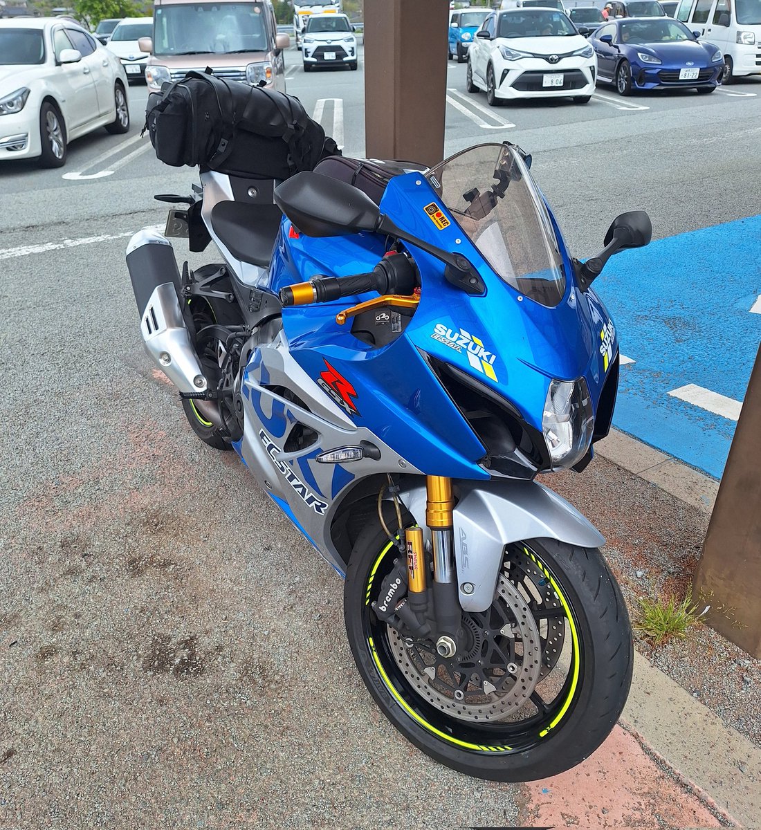 CBR650@want tweet media