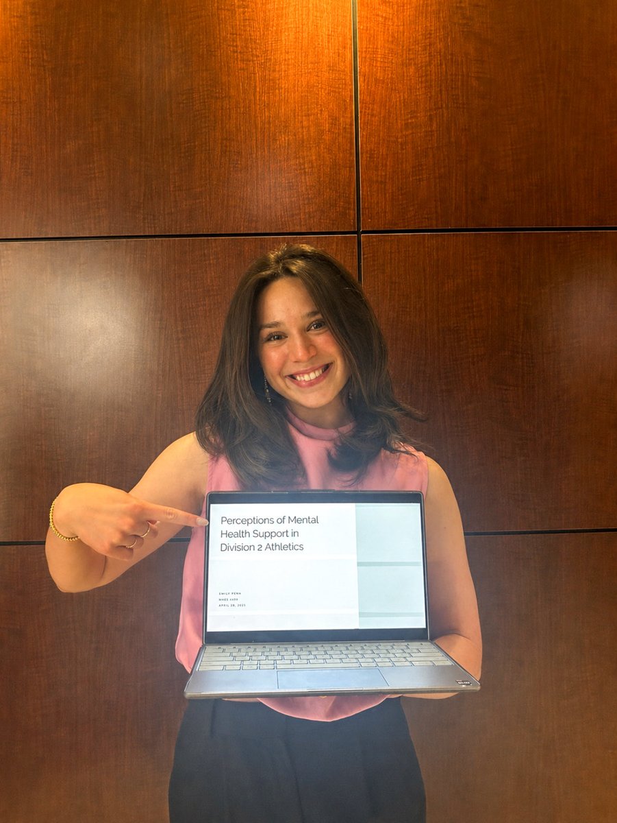 emily pena tweet media