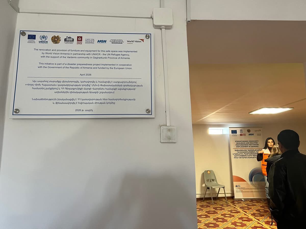 UNHCRArmenia's tweet photo. Vardenis Mayor, UNHCR &amp; @WVArmenia inaugurate a newly refurbished safe space in Vardenis aimed to strengthen community resilience &amp; preparedness for emergency situations.🇪🇺Thank you, @eu_echo, for your generous contribution, which enabled UNHCR to implement this important project https://t.co/XWQ9dOl7Xe