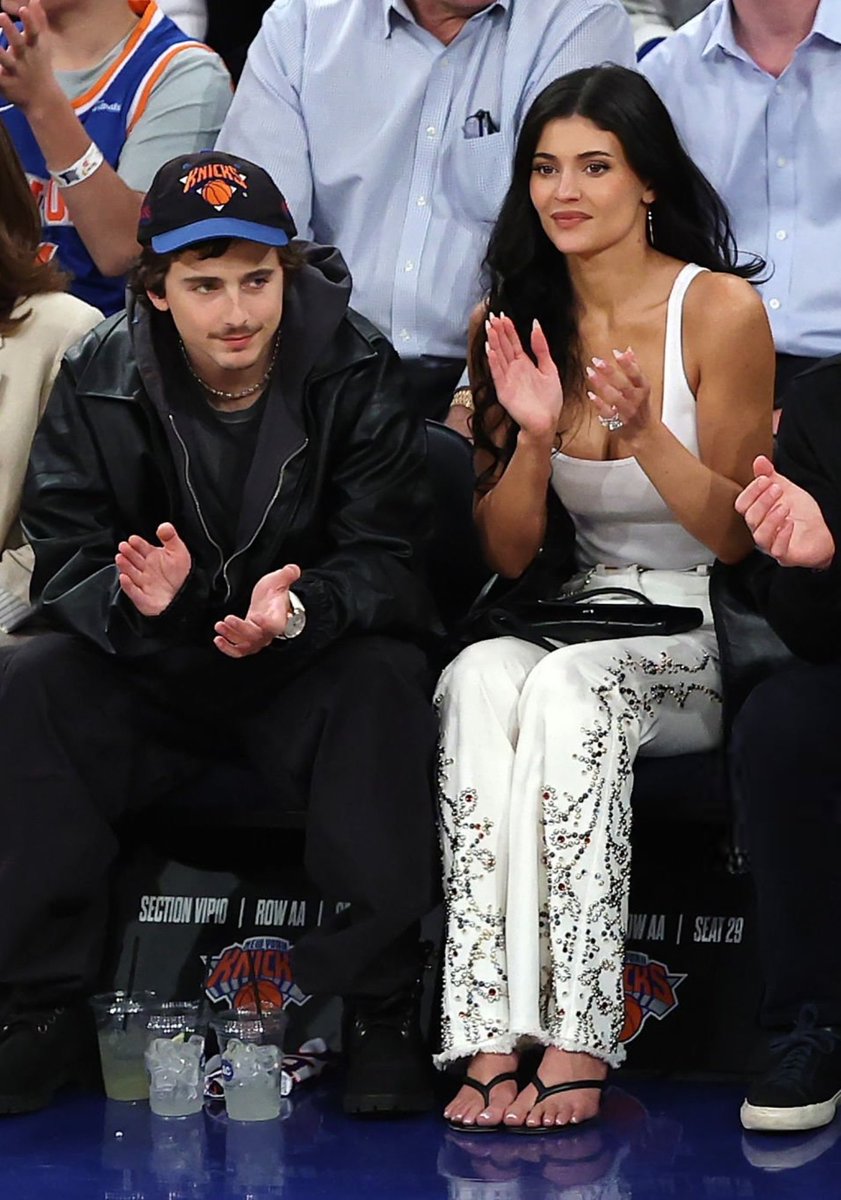 vitória tweet media