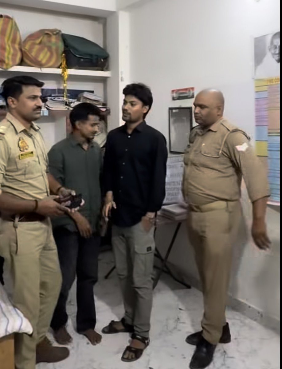 अजय पाण्डेय ‘बागी’ tweet media