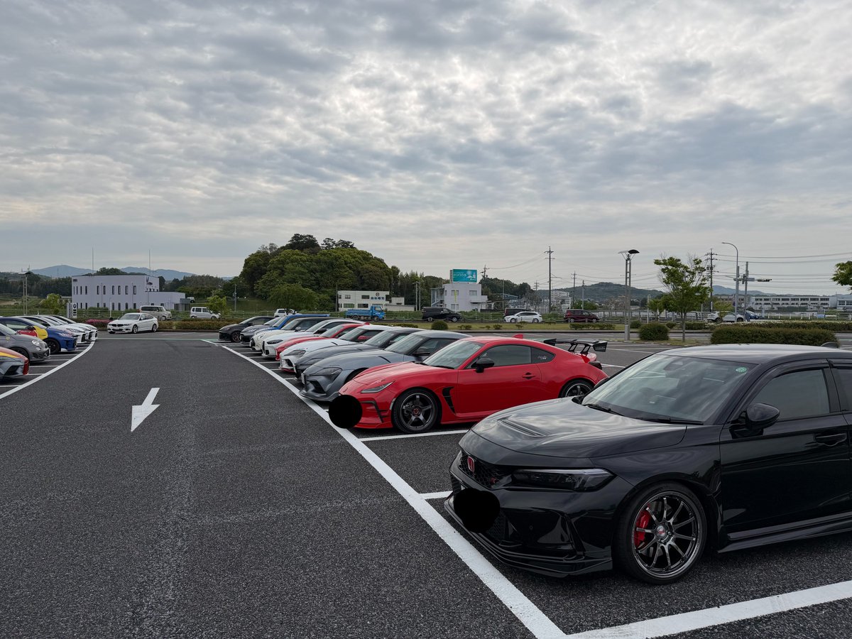鰤壱 tweet media