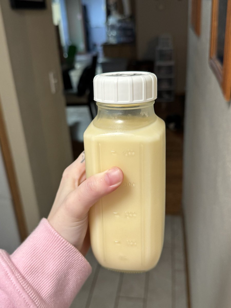 andi0kk's tweet photo. Putting in the work over here. 
Dairy queeeen https://t.co/sRsjC2DOIe