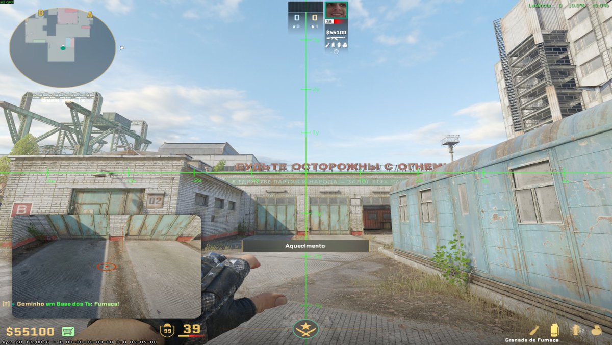 GomesHunk's tweet photo. Smoke Meio saindo direto da base. Na faixa de pedestre alinha na terceira contando da direita pra esquerda.

Mira em qualquer região praticamente entre o C vermelho e o painel verde debaixo e jumpthrow correndo. https://t.co/mHfcNX1F3Y