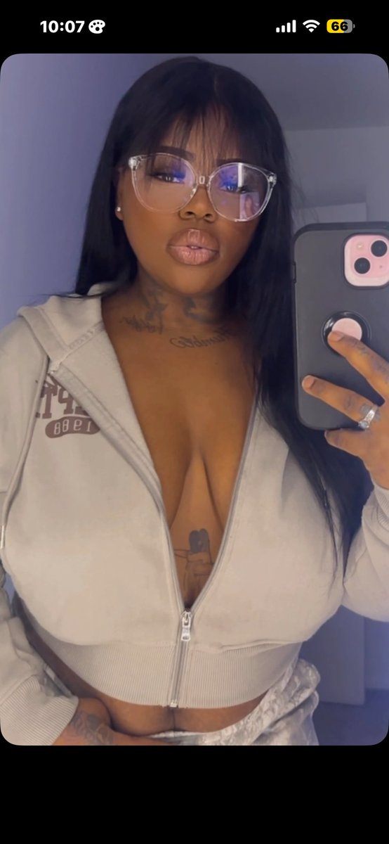 MocaSupreme_ tweet media