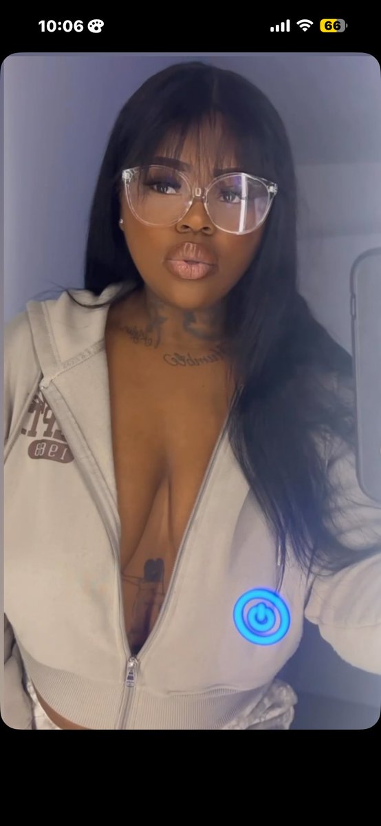 MocaSupreme_ tweet media