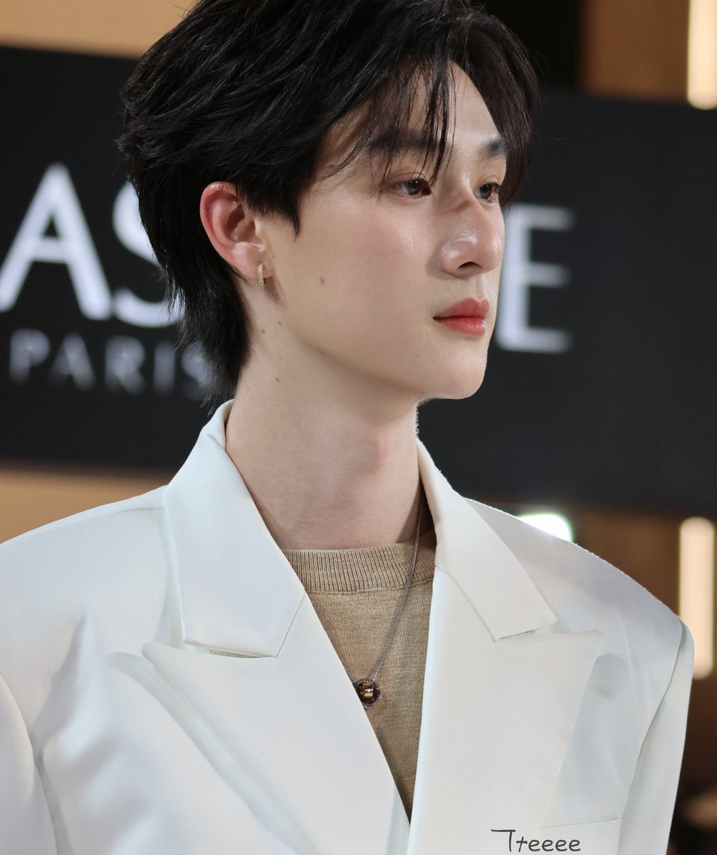 hani tweet media
