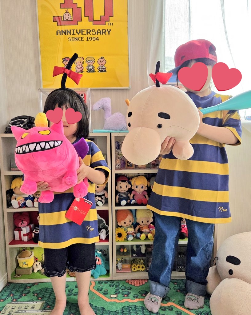 MOTHERのボーダーTシャツ最高です✨
(左 身長100cm:キッズサイズ)
(右 身長125cm:Sサイズ)
久しぶりにこのタグで…
#MOTHERグッズ届いた