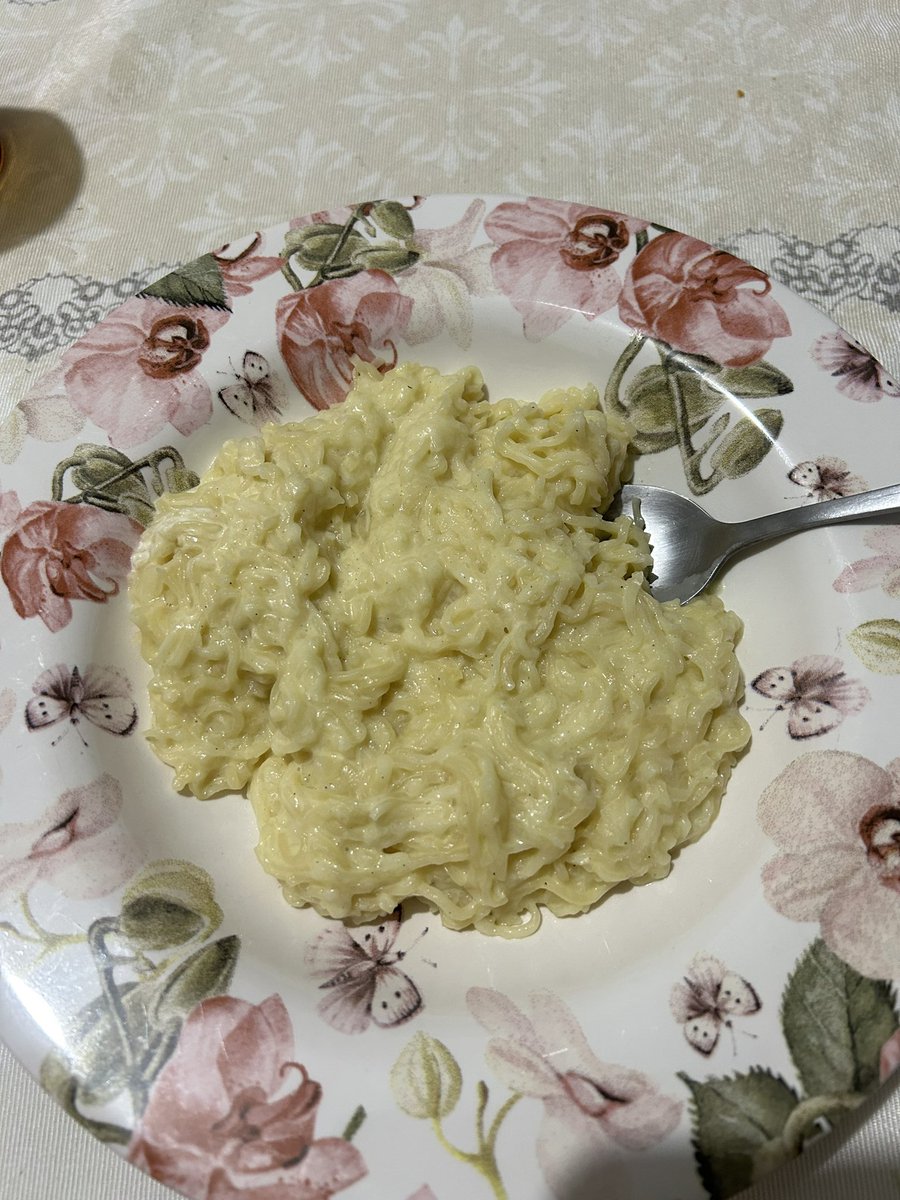 lili ♱ VAI VER O BTS! 🪭 tweet media