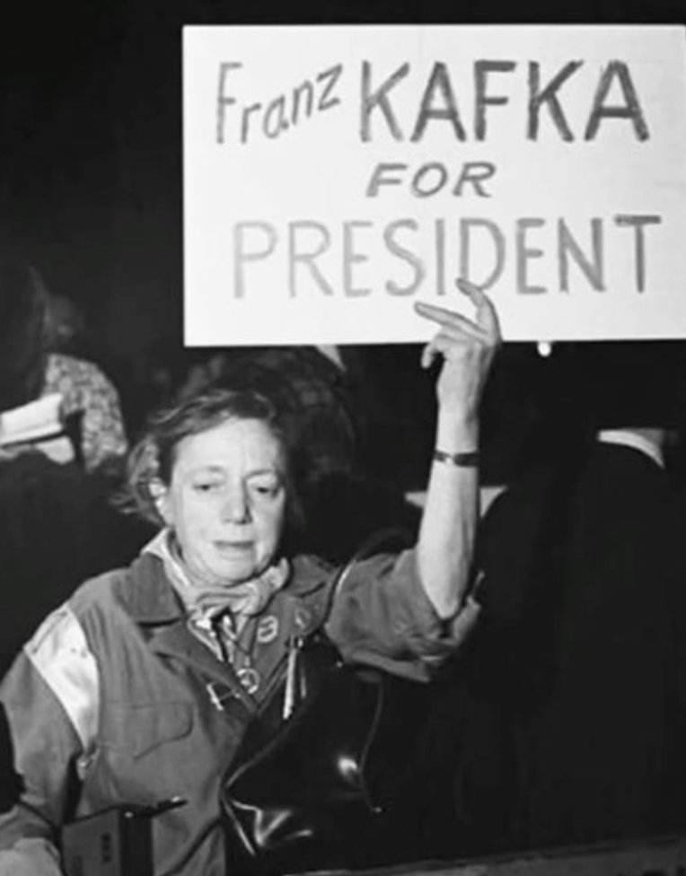 Friedrich Nietzsche Notebook tweet media