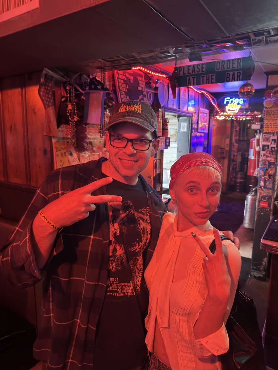 Emma Chamberlain Access tweet media
