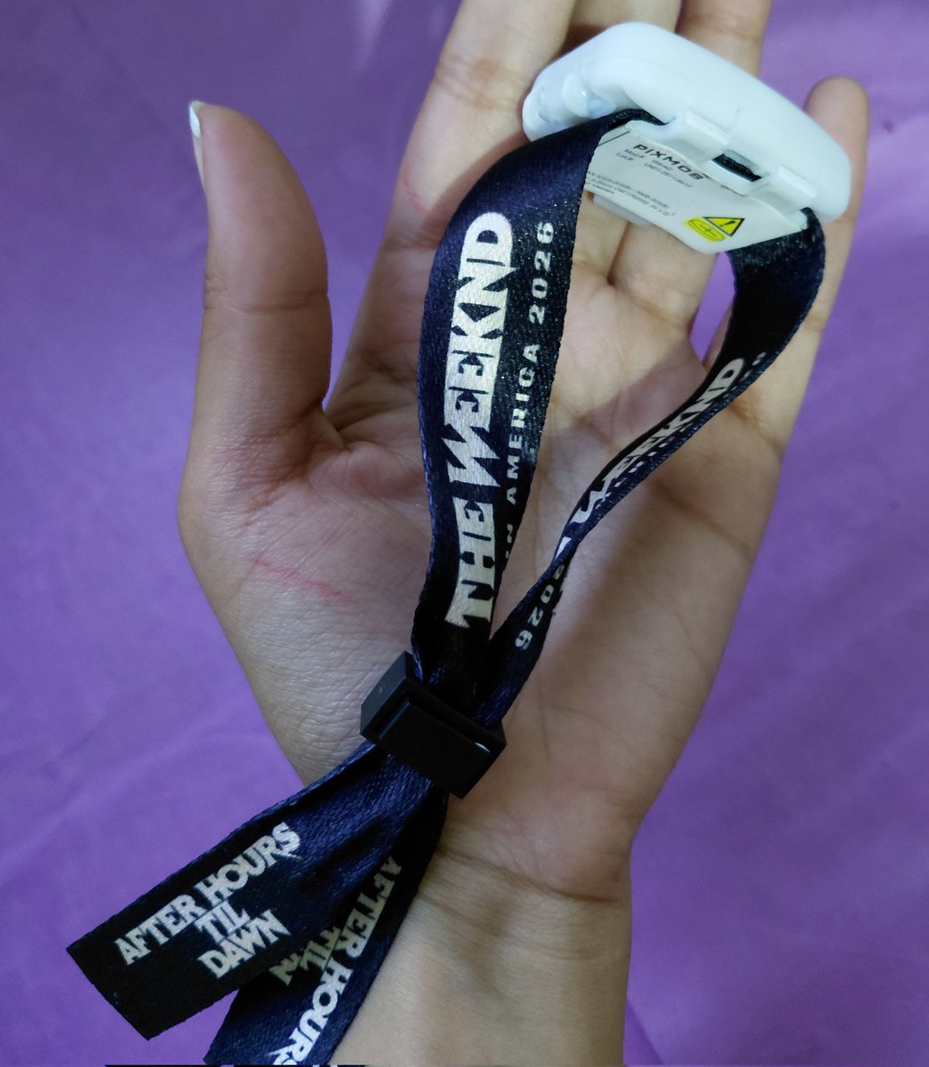 Rebecca xo tweet media