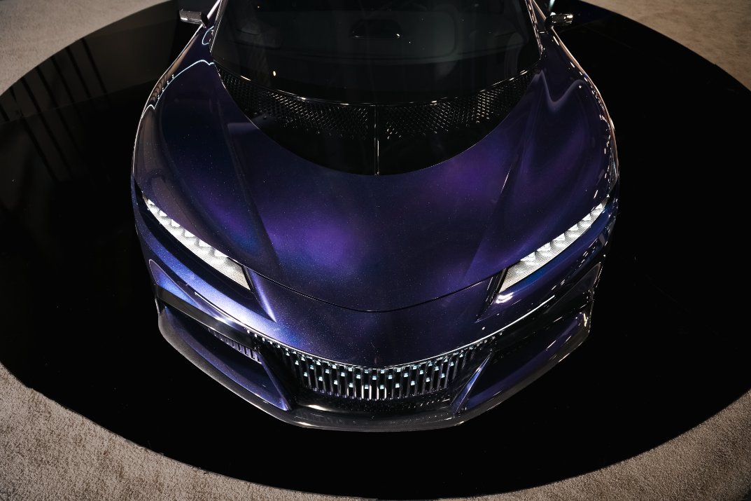 KOSMERA_GLOBAL's tweet image. Shaped with a steady hand and a clear intent.
A presence that doesn’t ask for attention, but keeps it. 

#KOSMERA #electriccar #hypercar #starmatrix #starrazer