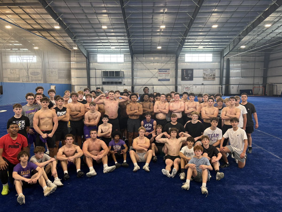 coach_elderm's tweet image. TEAM Tuesday! 🏈🇺🇸🦅 #ItsA... #Climb