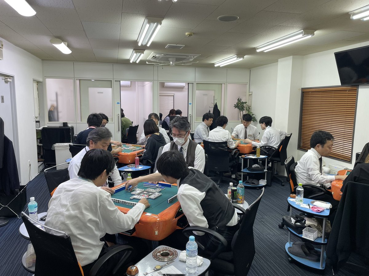 本日は第9期RMUグランプリ1次予選B日程が行われています💁‍♀️

速報はこちらのツリーにて行います👀✨

✅概要 ・RMUアスリート選手のみ参加のタイトル戦。１次予選は大会形式で行い、２次予選以降は全て２着勝ち上がりのトーナメント形式にて行われます。

詳細はこちら☟
rmu.jp/title

#RMU